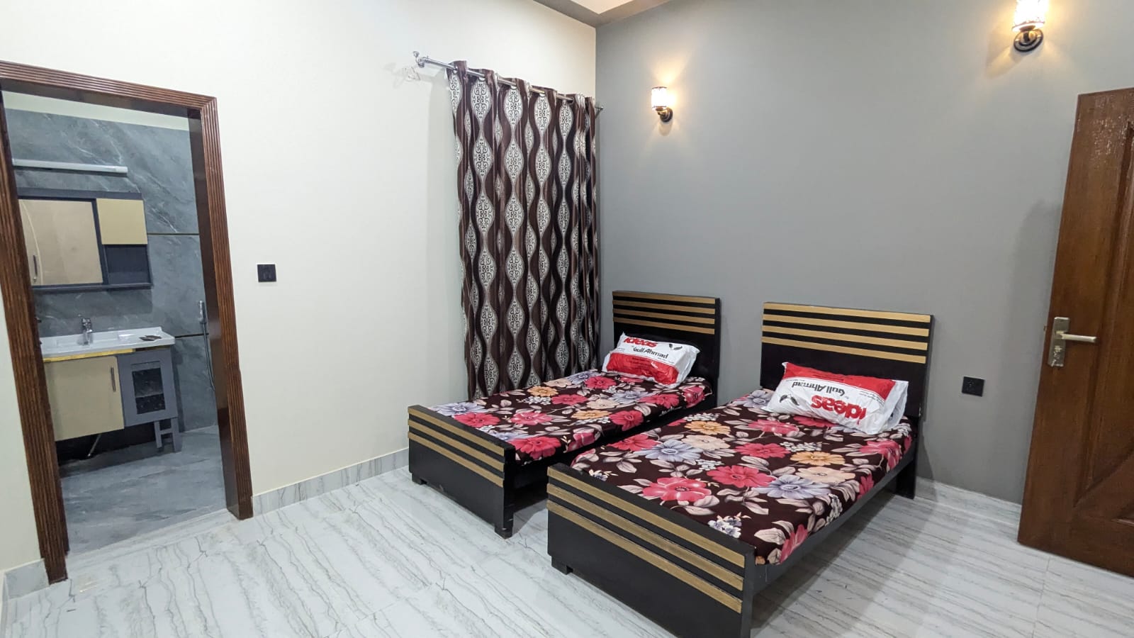 Girls hostel room in Johar Town Lahore with private attached washroom — Lahore Hostel